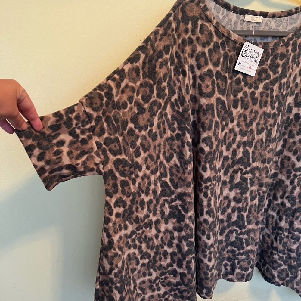 2X/3X Oddi brand leopard tunic brand new from curvy revival